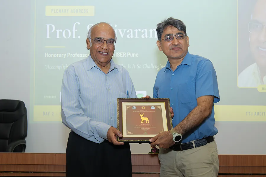 Felicitation of the plenary speaker, Prof. S. Sivaram