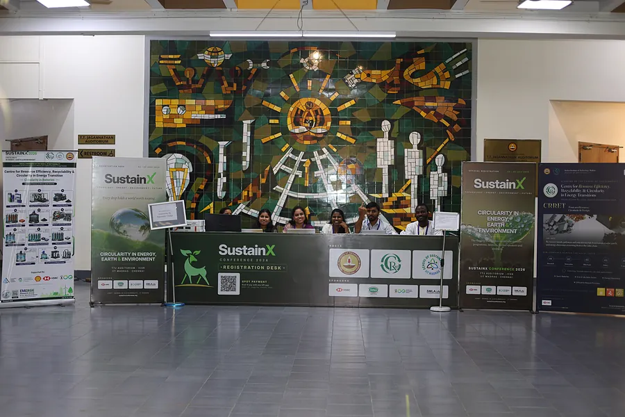 The registration concourse at IC&SR, beneath the campus mural